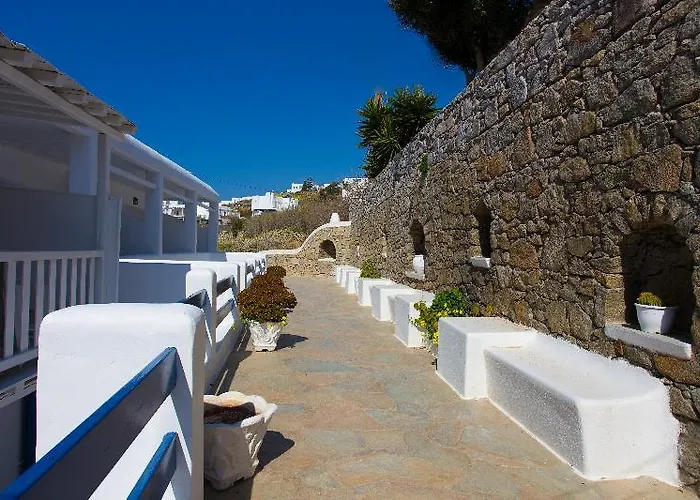 Mykonos Essence Adults Only אורנוס