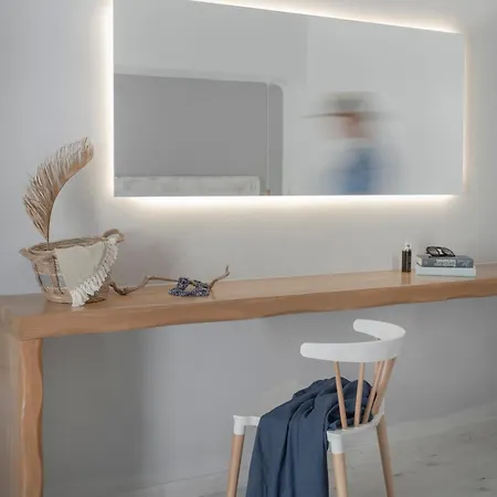 Mykonos Essence Adults Only فندق أورنوس