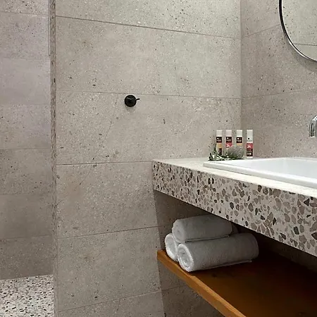 Ξενοδοχείο Mykonos Essence Adults Only 4*