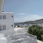 Mykonos Essence Adults Only מלון אורנוס