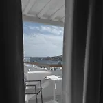 Mykonos Essence Adults Only מלון