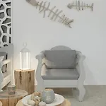 מלון Mykonos Essence Adults Only 4*